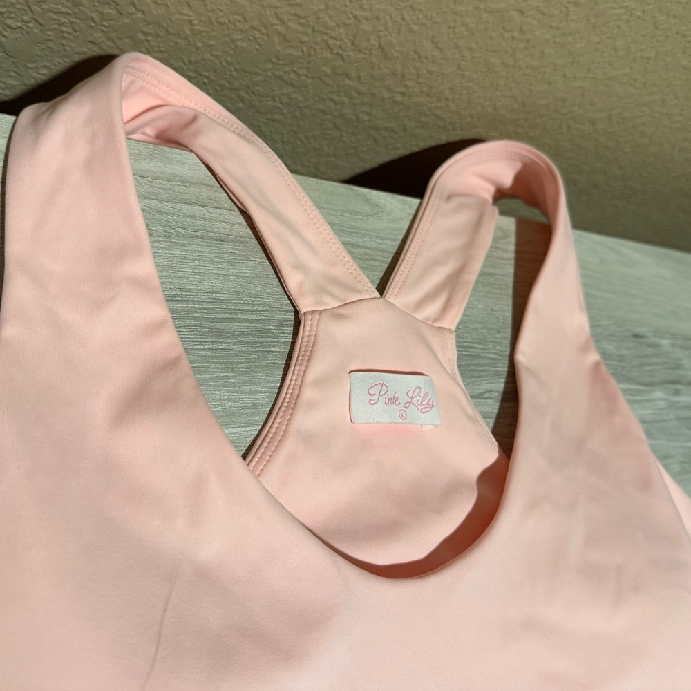 Pink Lily Head Start Pink V-Shaped Active Top - Picture 3 of 4